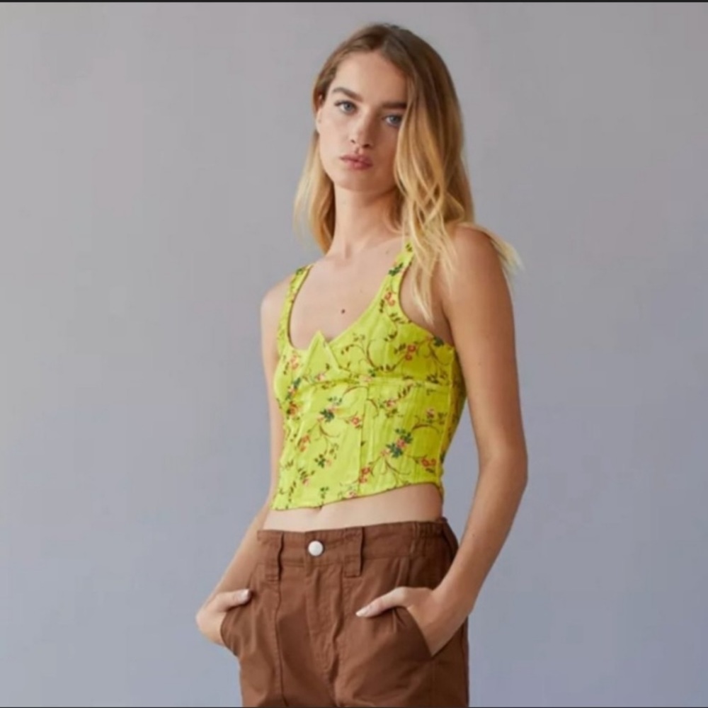 UO Carlyn Tank Top